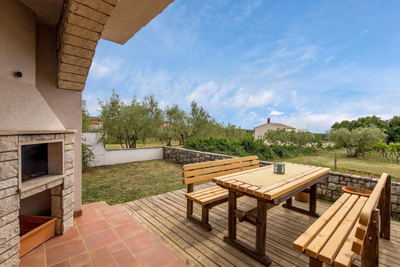 Holiday Home Bellavista Tar-Vabriga Exterior foto